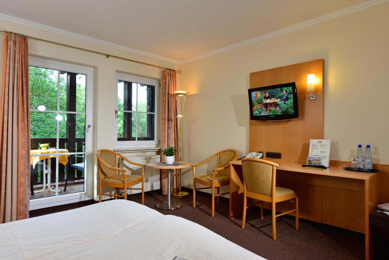 Bb Haus Neugebauer Garni Hotel Geisenheim Buitenkant foto