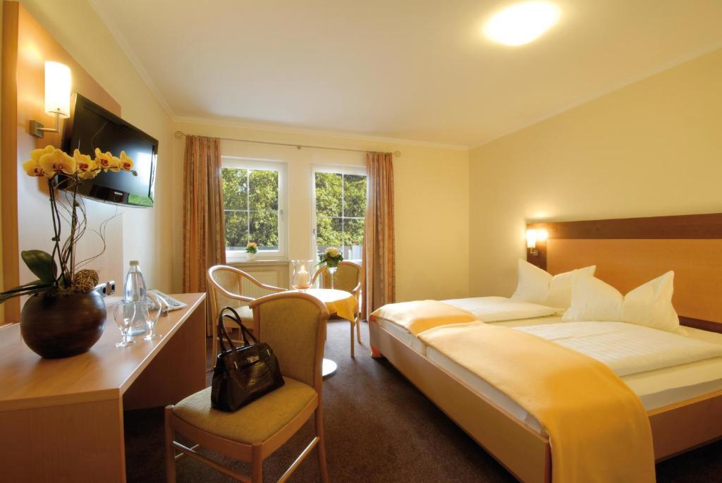 Bb Haus Neugebauer Garni Hotel Geisenheim Kamer foto