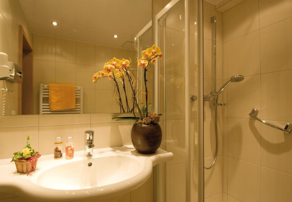 Bb Haus Neugebauer Garni Hotel Geisenheim Kamer foto