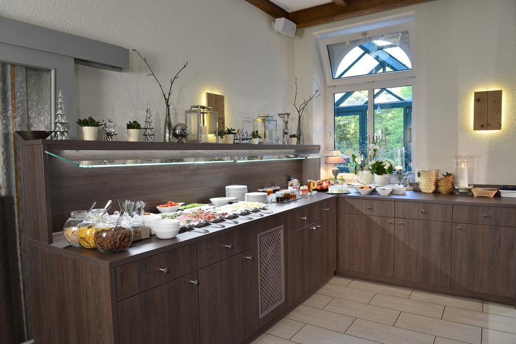 Bb Haus Neugebauer Garni Hotel Geisenheim Buitenkant foto